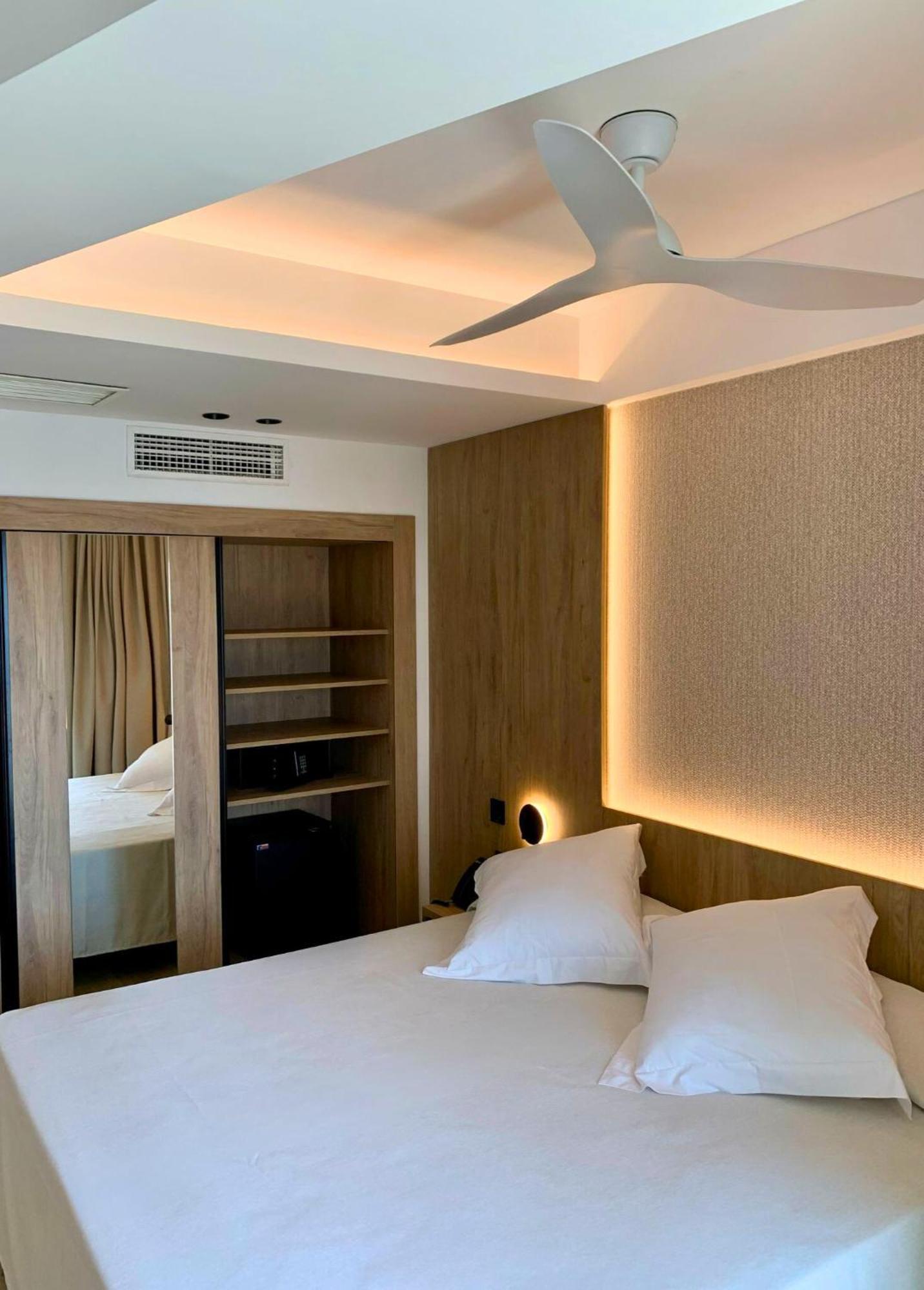โอเตล กรัน โฮเต็ล อัลเมเรีย Hotel อัลเมรีอา ภายนอก รูปภาพ