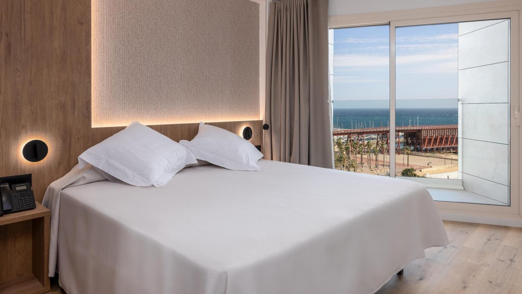 โอเตล กรัน โฮเต็ล อัลเมเรีย Hotel อัลเมรีอา ภายนอก รูปภาพ