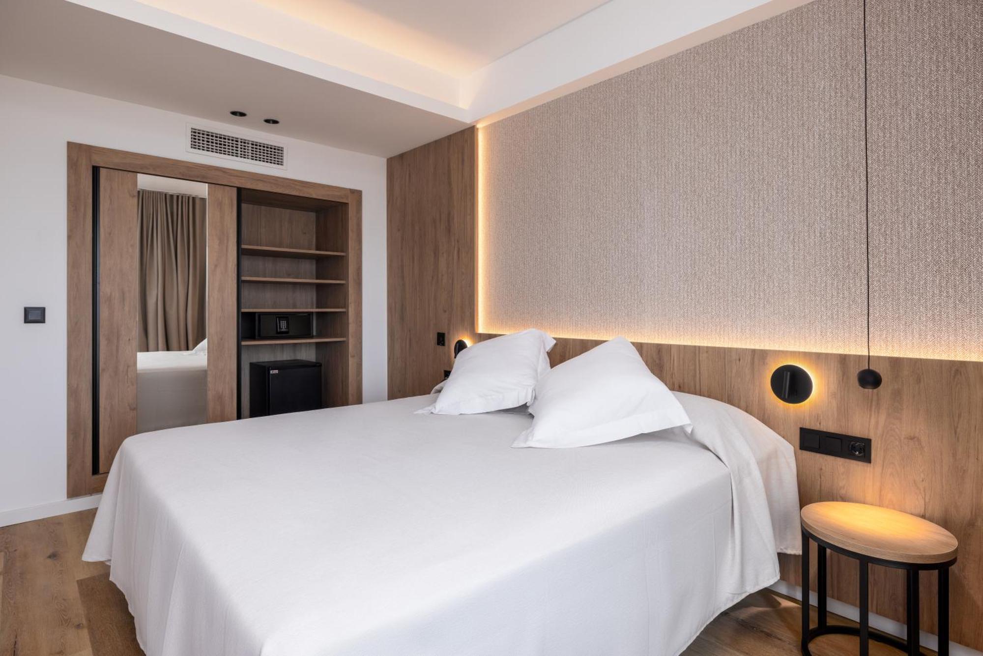 โอเตล กรัน โฮเต็ล อัลเมเรีย Hotel อัลเมรีอา ภายนอก รูปภาพ